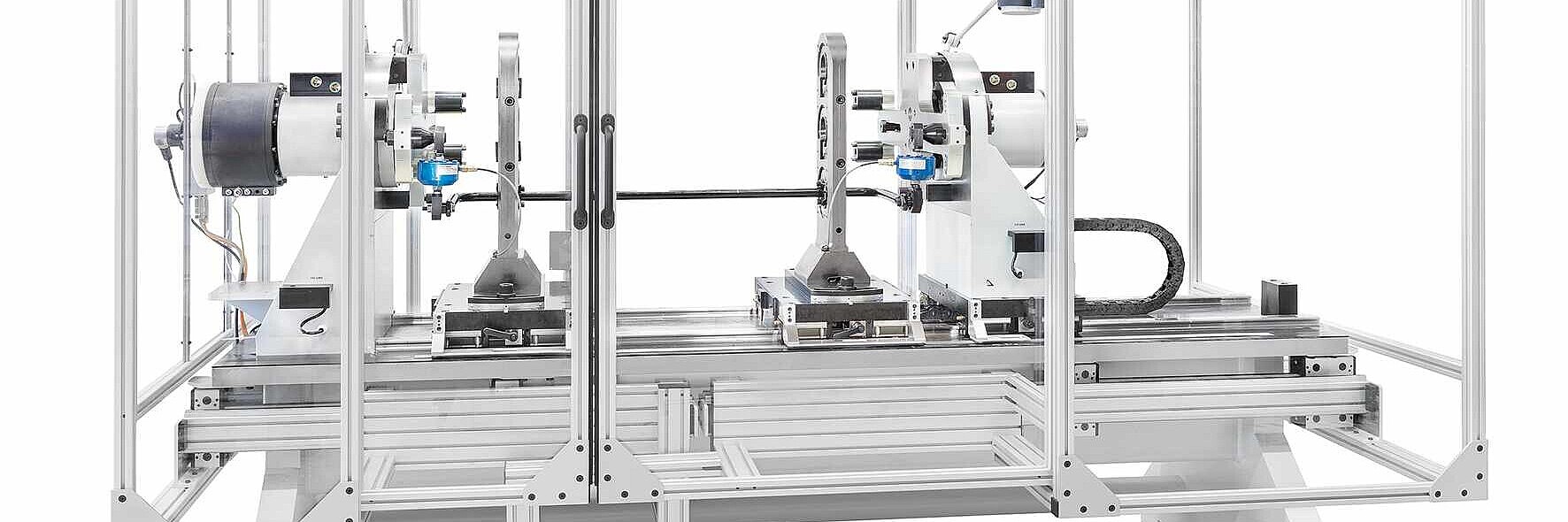 Prüfstand für Stabilisatoren der IABG Test Systems